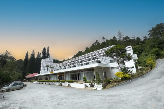 Parking Hotel Wyndham Garden Shahzan Fraser's Hill Fraser's Hill Parking Hotel Wyndham Garden Shahzan Fraser's Hill Fraser's Hill