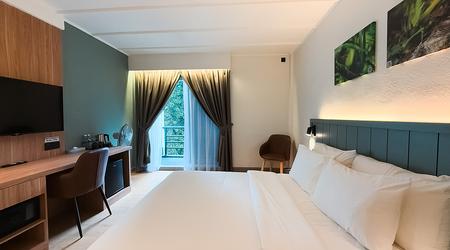 Garden View with Balcony (Queen Bed) Hotel Wyndham Garden Shahzan Fraser's Hill Fraser's Hill Garden View with Balcony (Queen Bed) Hotel Wyndham Garden Shahzan Fraser's Hill Fraser's Hill